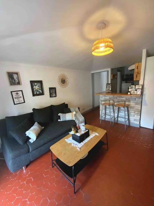 Appartement typique Niçois en plein centre ville Nice Extérieur photo